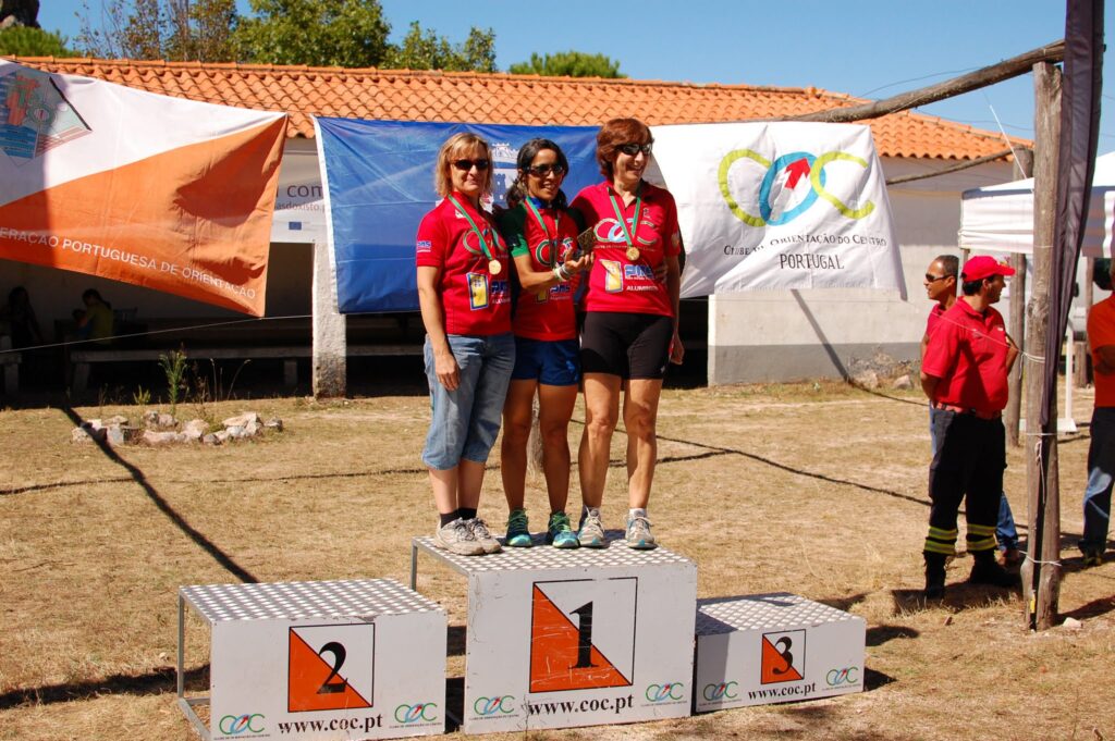 podio-estafetas-fem